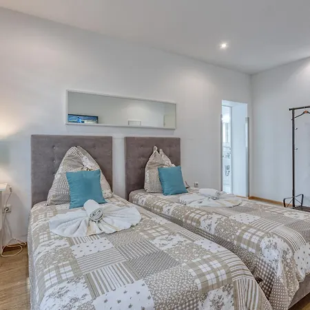 Отель Touch Down