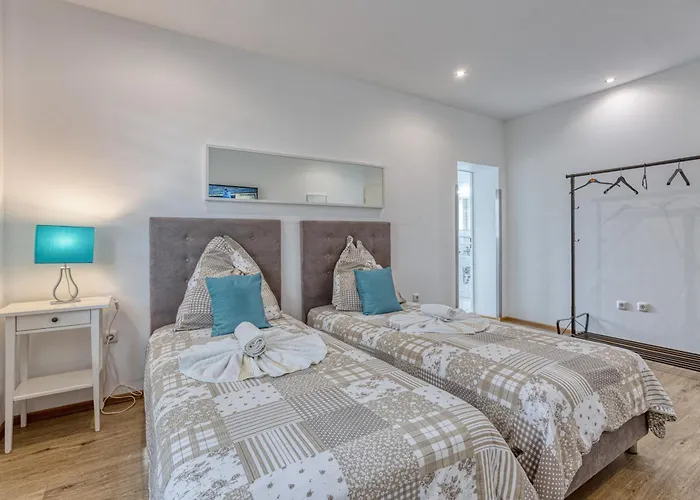 Отель Touch Down