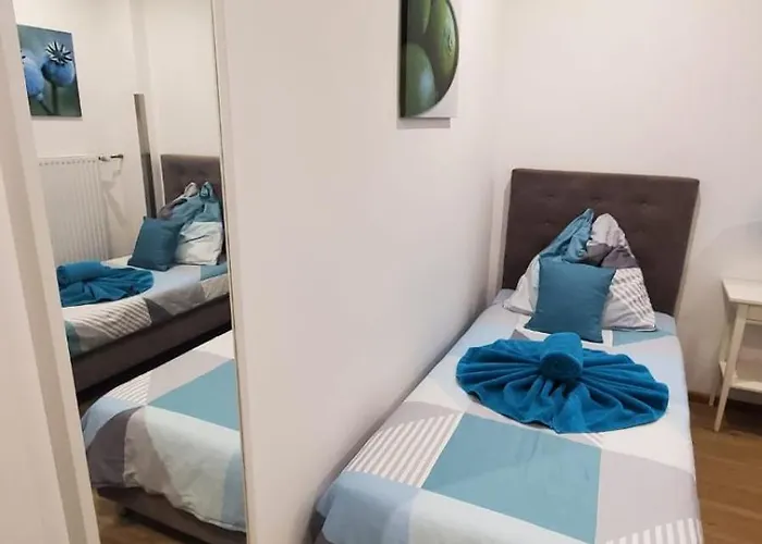 Touch Down Отель 3*